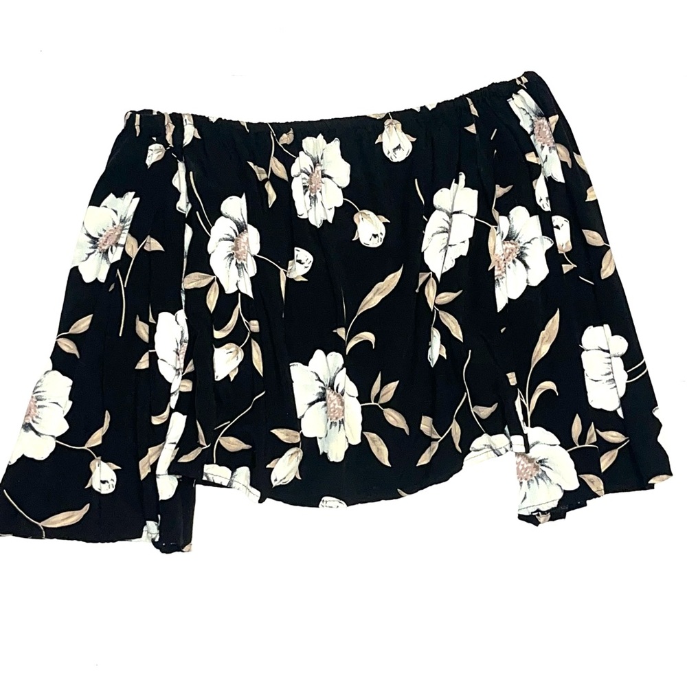 Lucca black and cream floral off the shoulder bell sleeve crop top blouse sz XS